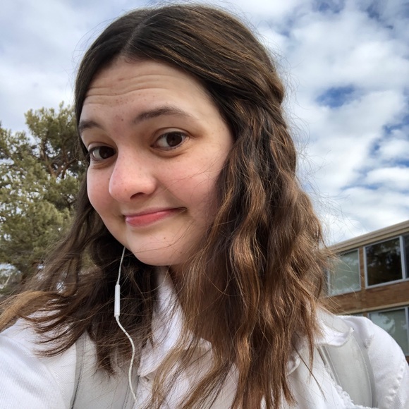 Meet your Posher, Rachel - Picture 1 of 1